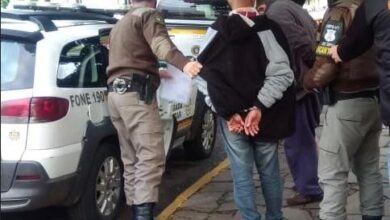 Segundo informações da BM ambos tem antecedentes por roubo e lesão corporal.