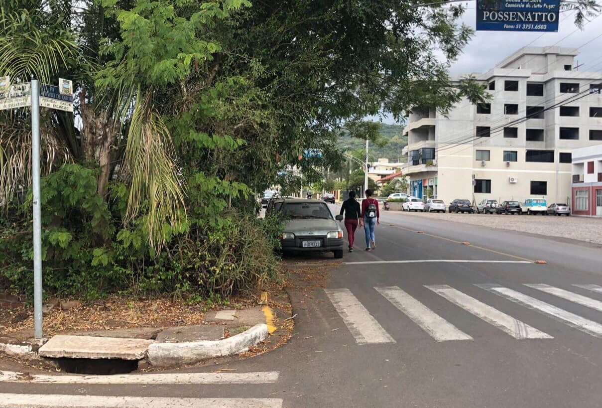 passeio público obstruído