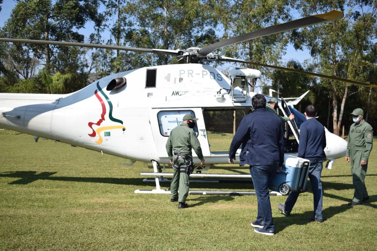 Profissionais vieram de helicóptero para realizar o procedimento de captação dos órgãos.