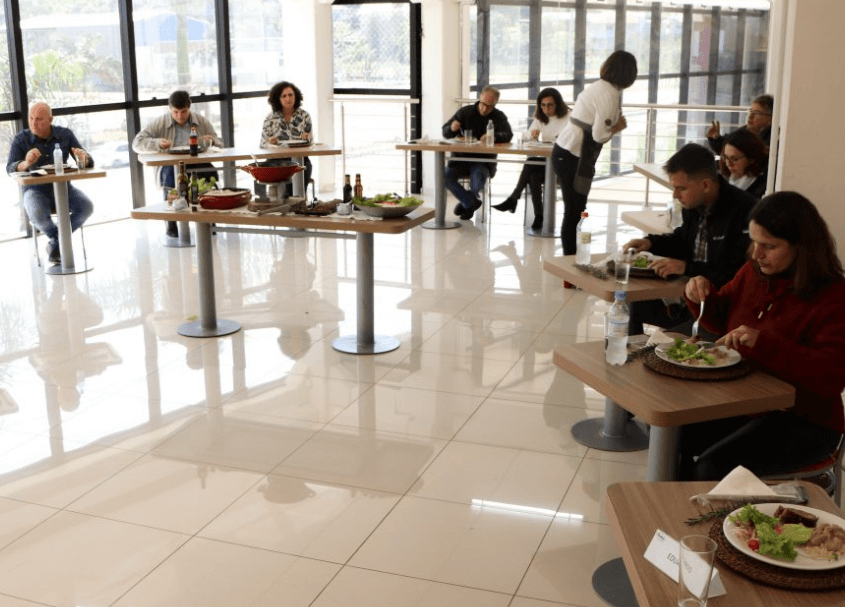 Pratos foram degustados durante almoço realizado no Bistrô, junto ao Supermercado de Arroio do Meio