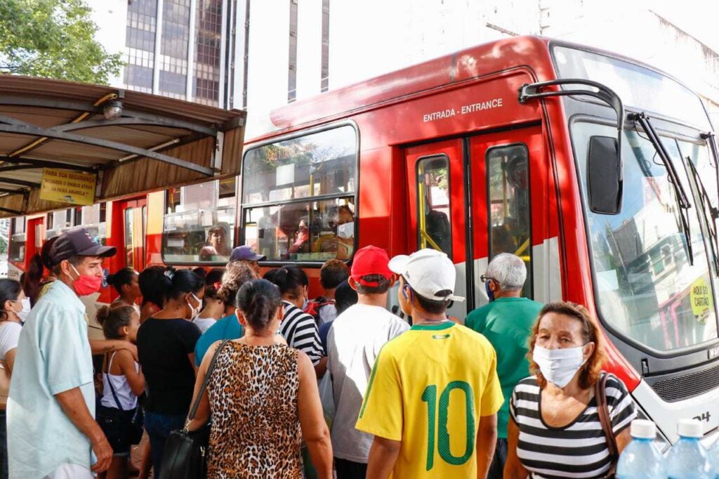 Profissionais de transporte serão prioridade em vacinação contra a Covid-19