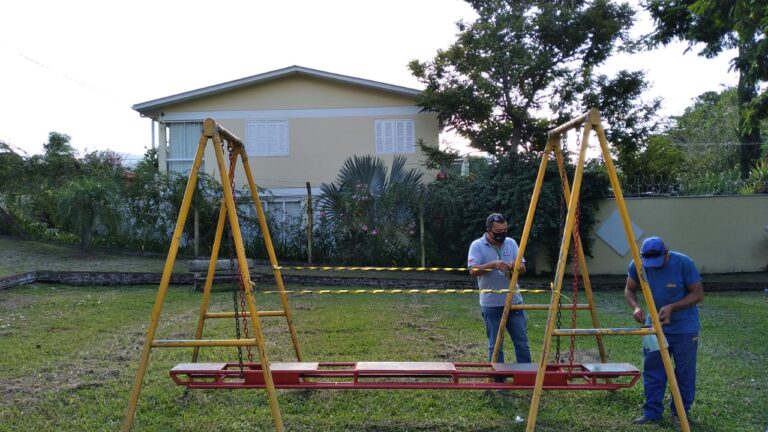 Praças e parques são fechados em Encantado