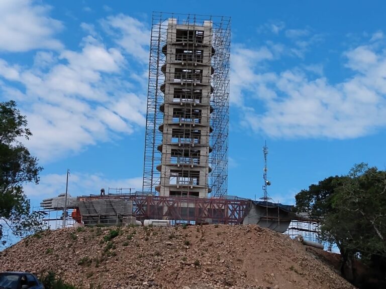 Acompanhe as obras do Cristo