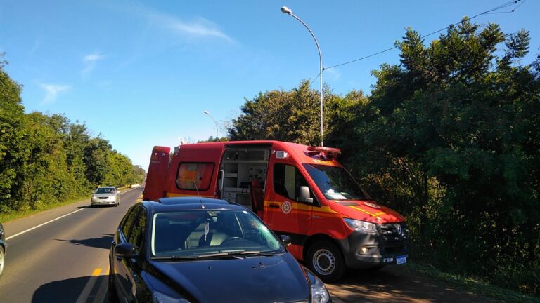 Carro de Encantado atropela ciclista de 74 anos em Arroio do Meio