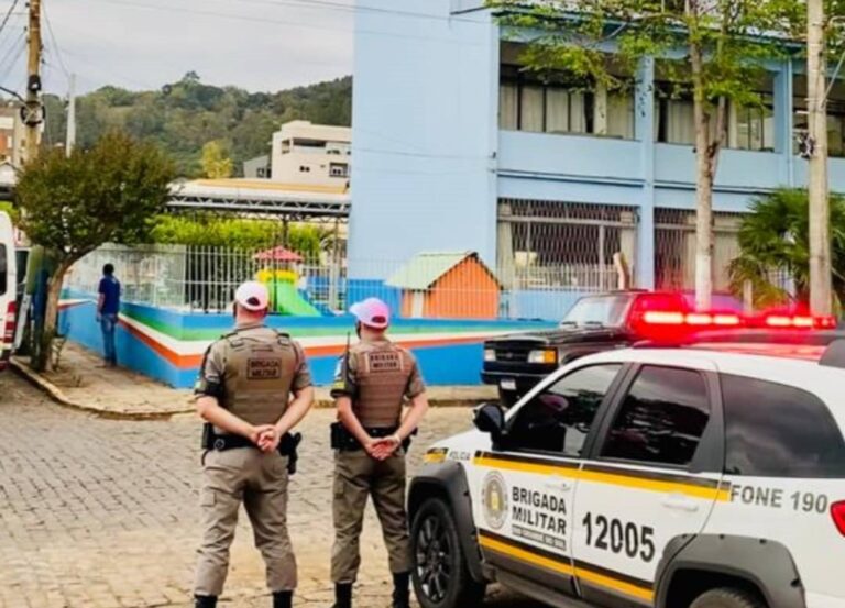 Brigada Militar fiscaliza retorno presencial das aulas em escolas do Vale do Taquari