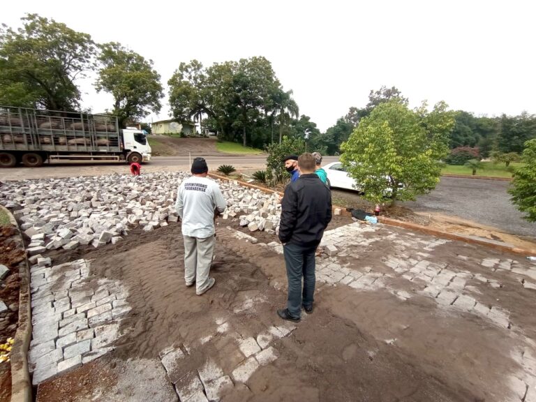 Veja obras que estão em andamento no município de Encantado