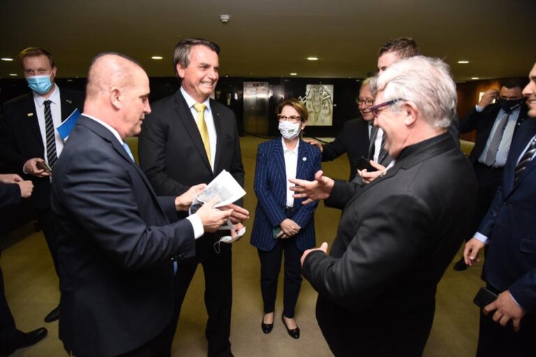 Comitiva de Anta Gorda é recebida pelo Presidente Bolsonaro