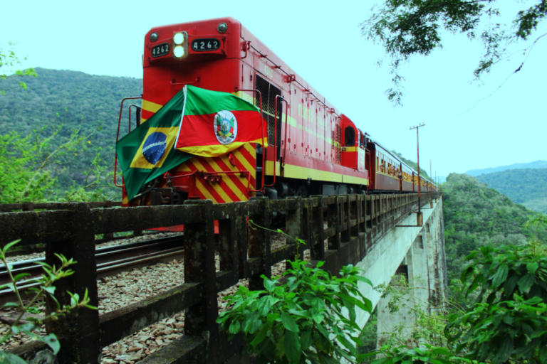 Passeio no Trem dos Vales retorna neste final de semana
