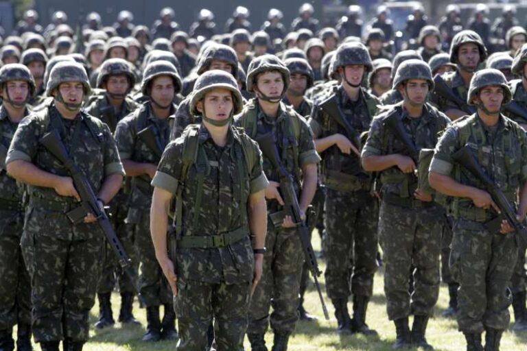 Alistamento obrigatório vai até 31 agosto para jovens nascidos em 2003