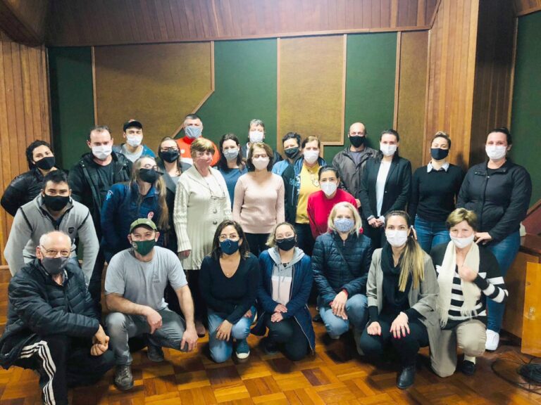 Qualificação em turismo rural reúne 25 participantes em Encantado