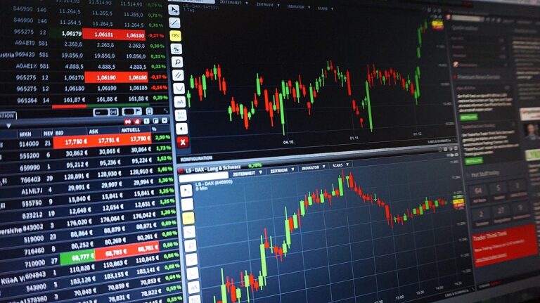 Jovens entre 18 e 24 anos dominam a bolsa de valores brasileira e americana, segundo a Stake