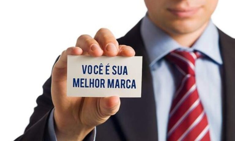 ACI-E organiza curso sobre etiqueta no atendimento