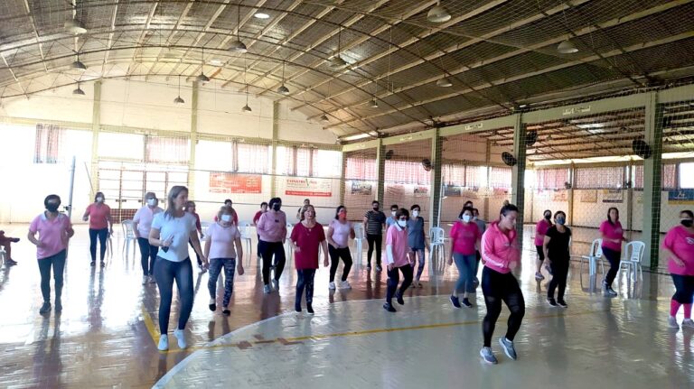 Atividades do ‘CRAS em Movimento’ conscientizam sobre o Outubro Rosa