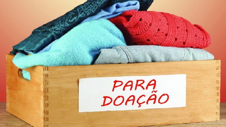 Receita Federal em Pelotas e Bagé destinam 14,4 mil quilos de roupas para atender a Campanha do Agasalho de 2021 de 22 municípios da zona sul do RS