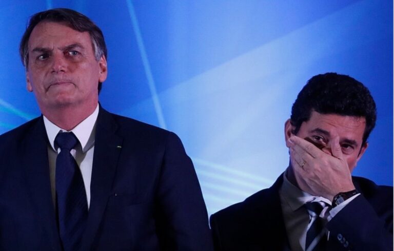 Bolsonaro depõe, nega interferência na PF e reclama de Sergio Moro