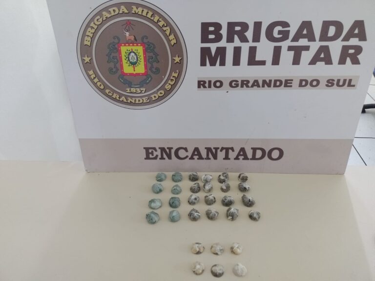 Dois indivíduos são presos após tentativa de arremesso de drogas no Presídio de Encantado