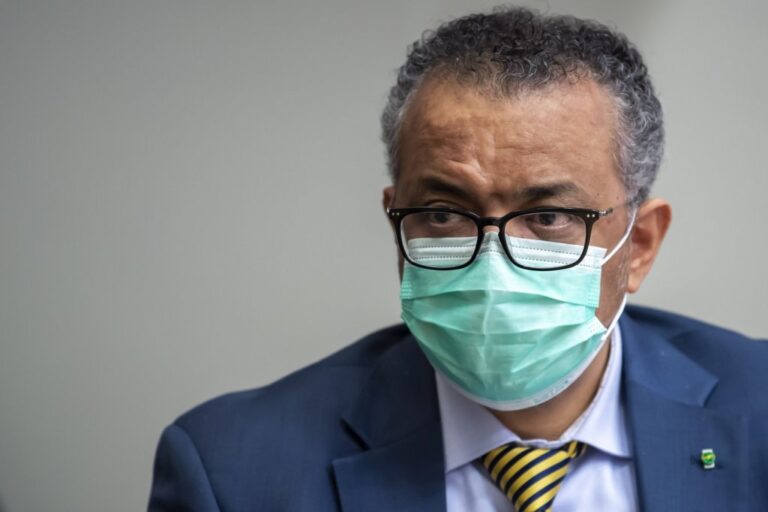 OMS estima que 2022 terá o fim da ‘fase aguda da pandemia’