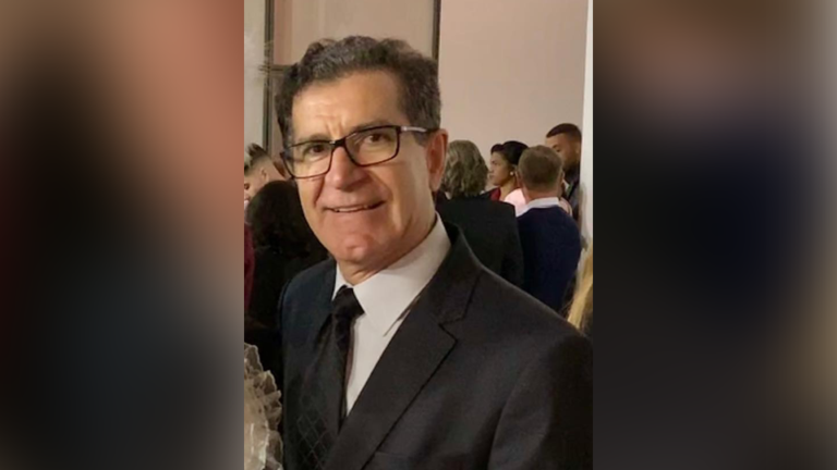 “Este certamente é o primeiro aspecto que coloca a população em dúvida: se vacina ou não as crianças”