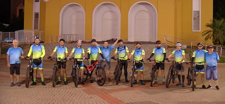 Pedalada pela vida: 12 ciclistas percorrem 480 km até o Cristo Protetor