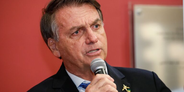 Bolsonaro lidera pesquisa de intenção de voto feita no Vale do Taquari