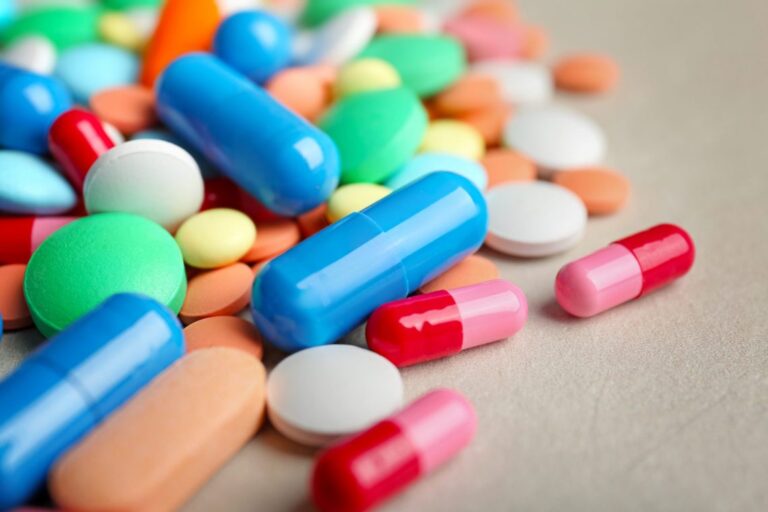 Mercado dos medicamentos fica mais caro a partir desta sexta-feira