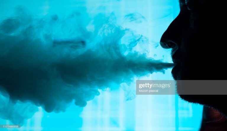 Anvisa debate regulamentação de cigarros eletrônicos