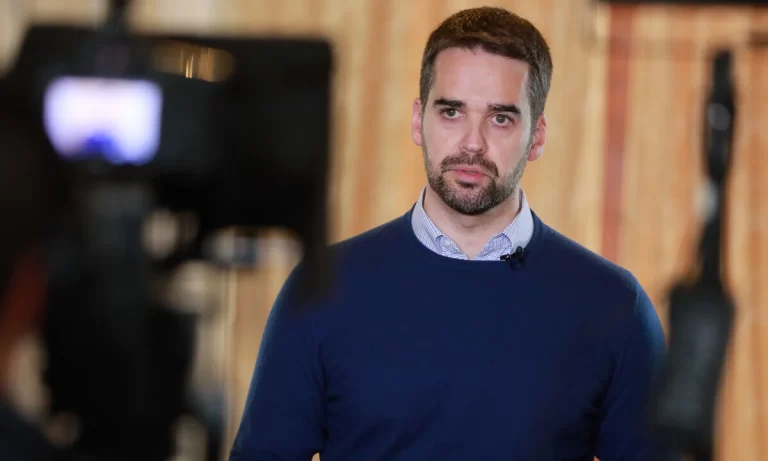 Eduardo Leite volta atrás e diz que disputará a corrida ao Piratini