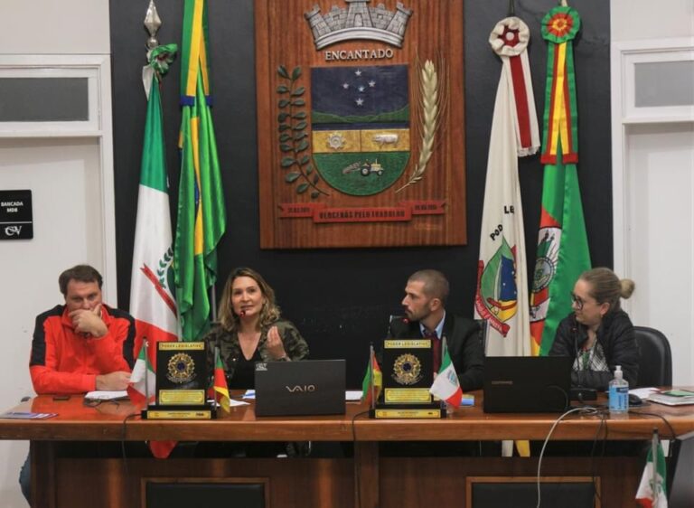 ?‍⚕️REUNIÃO ESCLARECE PROCESSO DE ATENDIMENTO AOS PACIENTES ONCOLÓGICOS