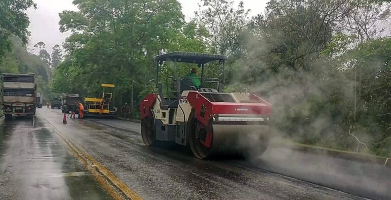Obras de manutenção asfáltica na ERS-129 exigem atenção dos motoristas no Vale do Taquari