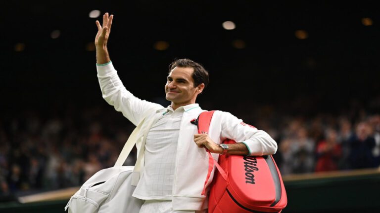 Adeus de uma lenda: Roger Federer anuncia aposentadoria do tênis