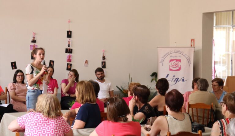 MUÇUM | Outubro Rosa foi lembrado com roda de conversa