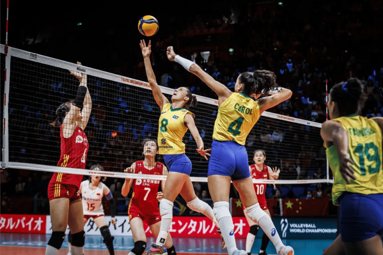 Brasil vence a China no Mundial de Vôlei Feminino