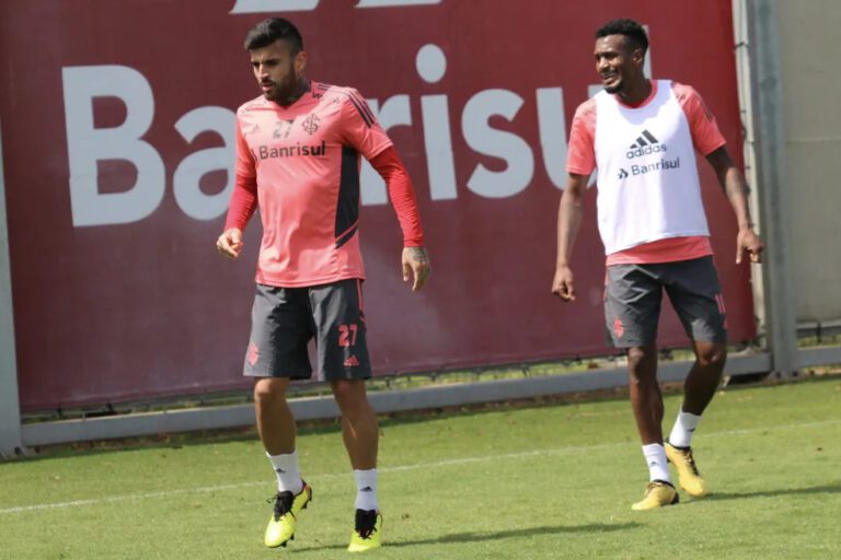 Mano Menezes indica substituto de Gabriel em treino do Inter