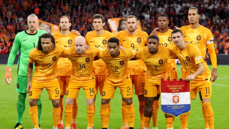 Louis van Gaal anuncia os 26 convocados da Holanda para a Copa do Mundo