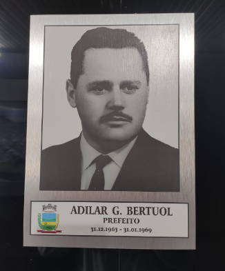 Ex-prefeito Adilar Bertuol, mandatário entre 31/12/1963 e 31/01/1969.