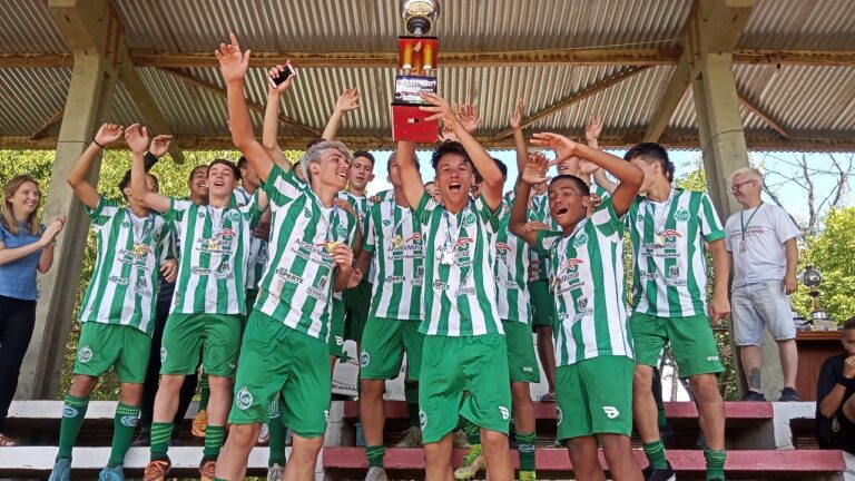 1ª Copa Encantado de Futebol de Base, Juventude é campeão em duas categorias.
