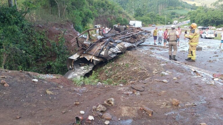 Motorista morre em acidente com caminhão em Muçum