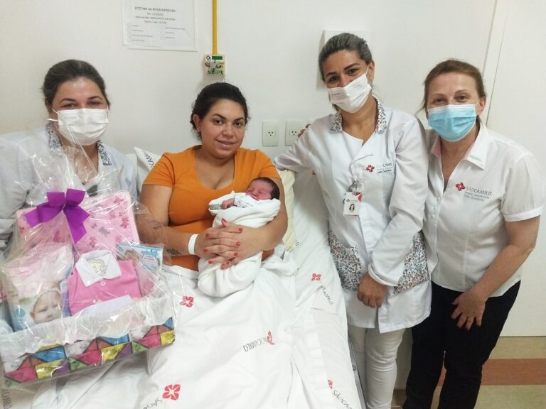 Maitê é a primeira bebê do ano na maternidade do Hospital Beneficente Santa Terezinha