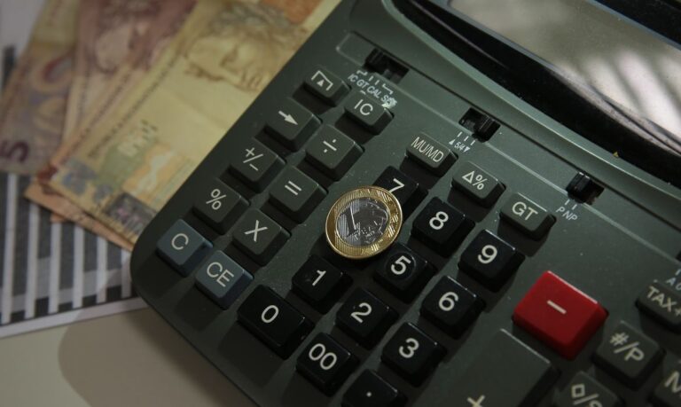 Atividade econômica cresceu 0,01% em novembro