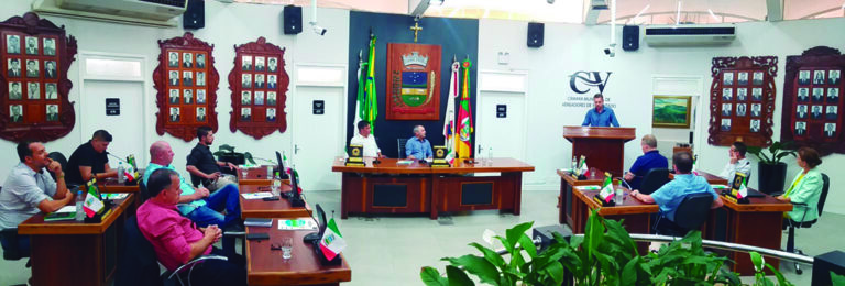 Sander Bertozzi preside primeira sessão do ano
