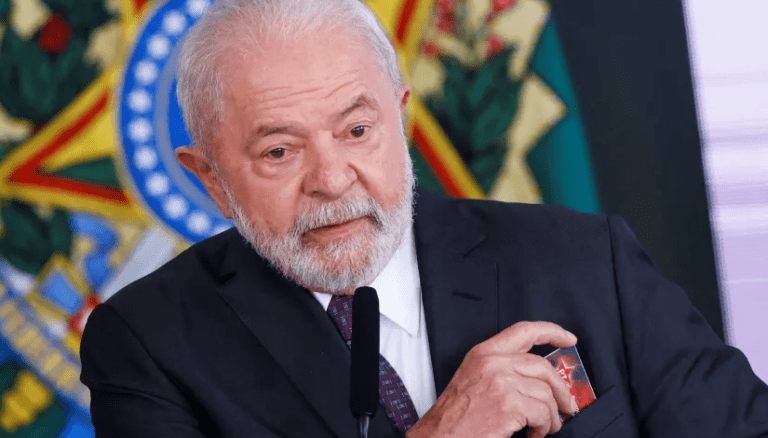 Lula sanciona mudança na Lei Maria da Penha e facilita aplicação de medidas protetivas