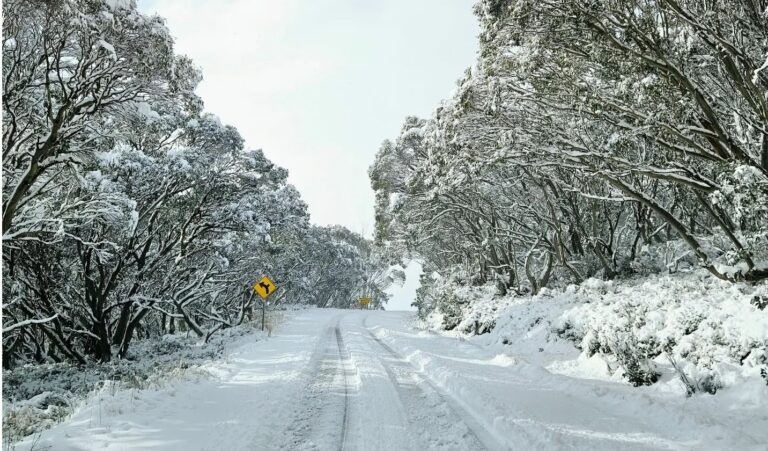 Frio intenso com muita neve na Austrália em maio é sinal para o clima do Brasil?