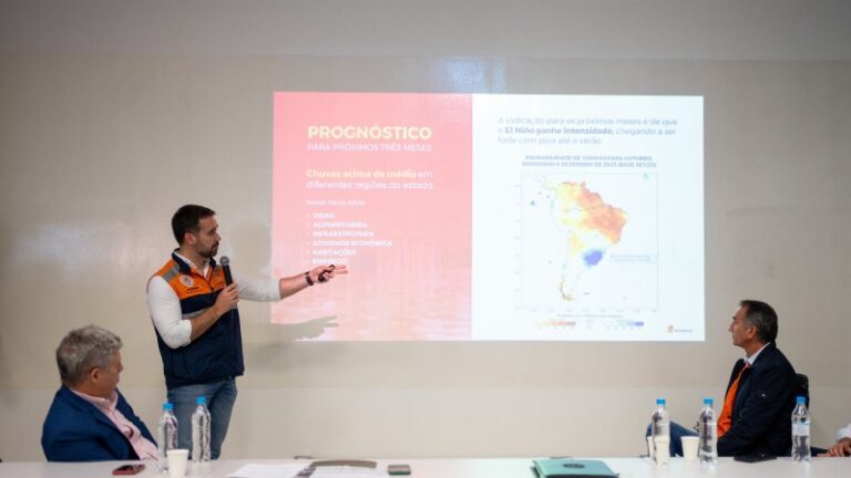Em Lajeado, Leite e comitiva federal alinham ações de apoio aos atingidos pelas chuvas
