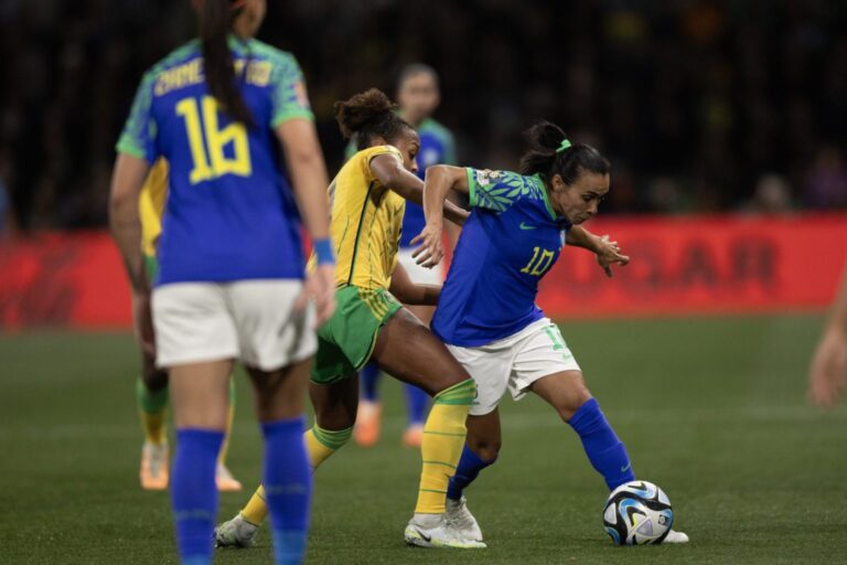 Governo do Estado oficializa apoio à candidatura de Porto Alegre como cidade-sede da Copa do Mundo Feminina 2027