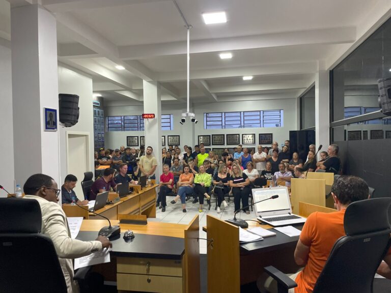 Vereadores de Roca Sales sugerem a criação de CPI para investigar as doações danificadas na última cheia