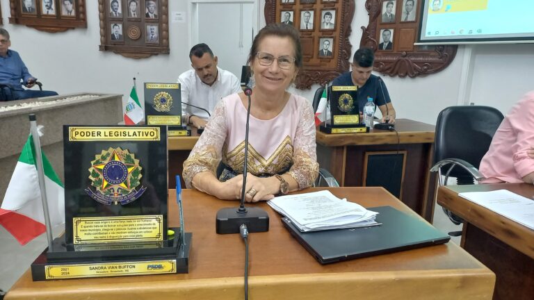 Sandra Vian Buffon (PSDB) é eleita presidente da Câmara de Vereadores de Encantado para o ano de 2024