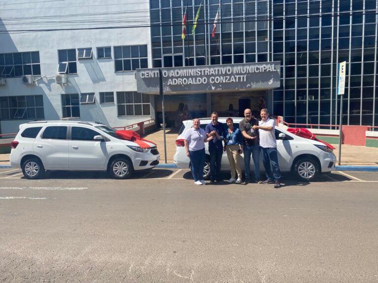 Prefeitura de Encantado adquire veículos para Saúde e Assistência Social