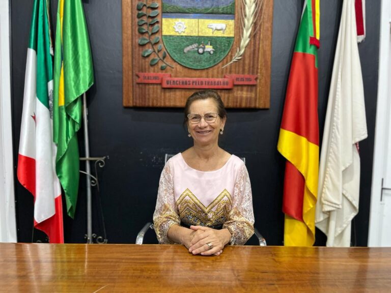 Sandra Vian Buffon assume interinamente o cargo de prefeita de Encantado