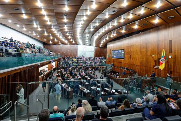 Assembleia Legislativa aprova a criação de programa estadual de escolas cívico-militares