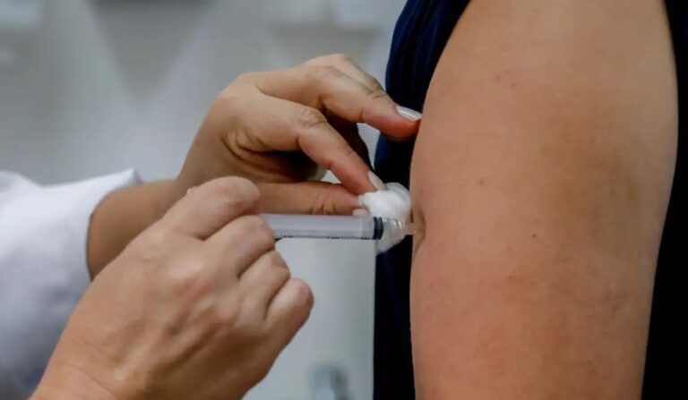 Vacina contra a dengue será distribuída a mais 625 municípios